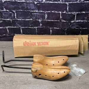 Lillian Vernon Shoe Stretchers